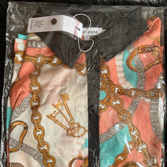 Long Sleeve Satin Chain Pattern ButtonDown Blouse - Picture 5 of 6